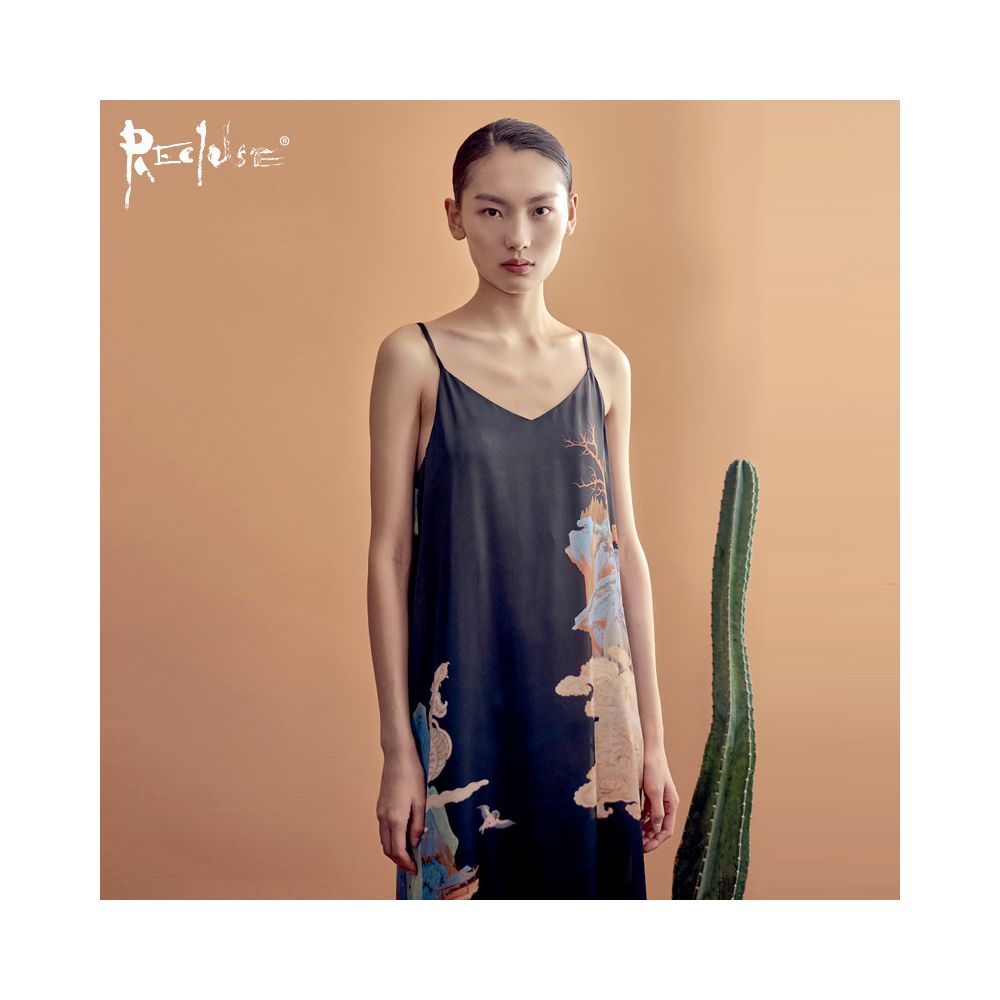 RECLUSE Yunshan Chinese style green mountain and water dress with retro print design V neck suspender mid length skirt image 20