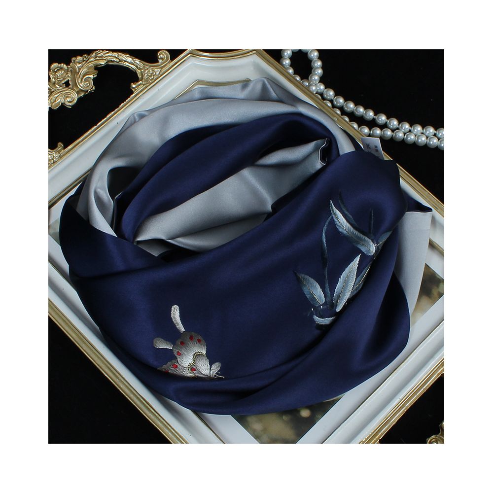 Embroidered mulberry silk long scarf middle aged men and women s silk scarf embroidered Suzhou silk Suzhou embroidery special souvenir image 12