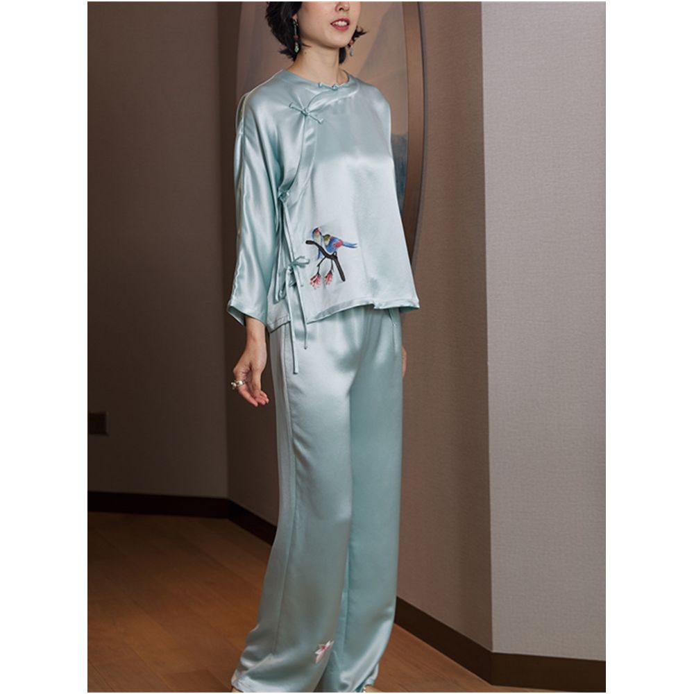 Offline Blood Loss Price CPP755 Acetate Satin Chinese Style Embroidery Hanfu Top Chinese Women s Embroidery Home Furnishings image 1
