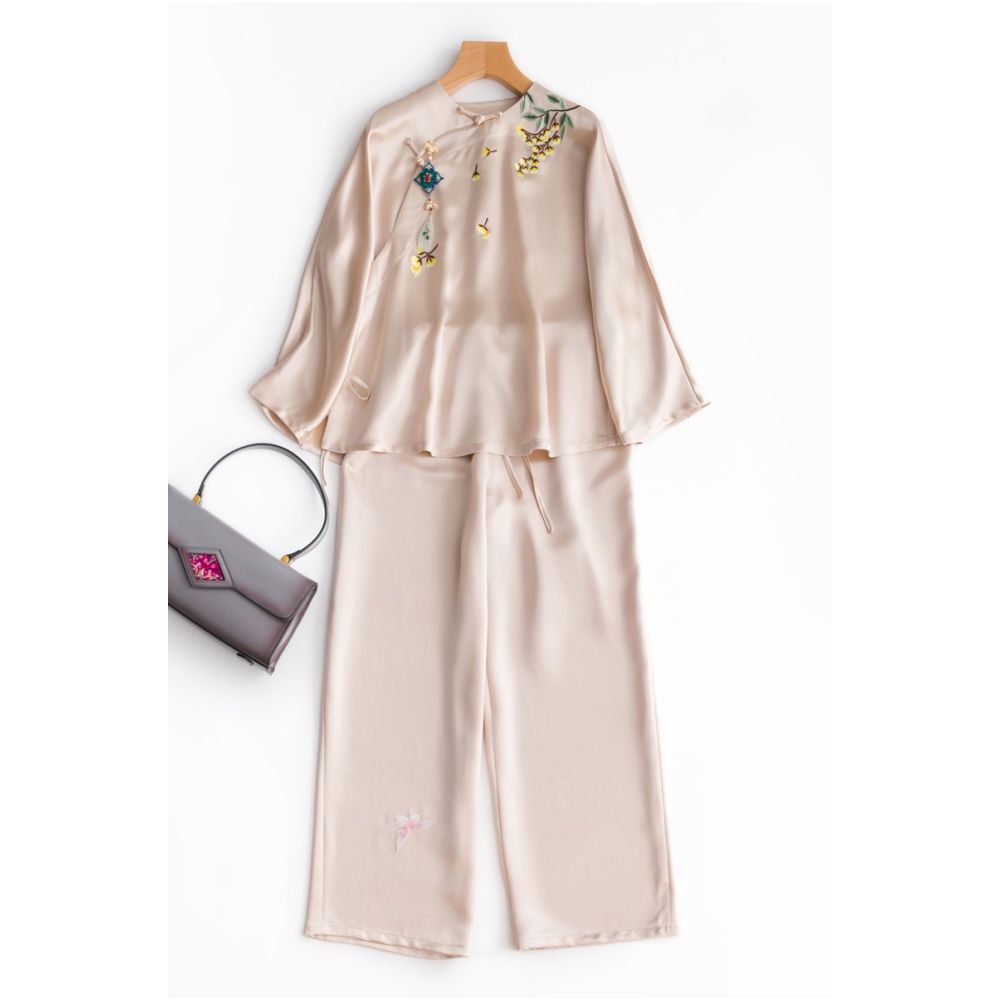 Offline Blood Loss Price CPP755 Acetate Satin Chinese Style Embroidery Hanfu Top Chinese Women s Embroidery Home Furnishings image 13