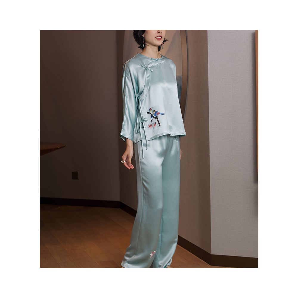 Offline Blood Loss Price CPP755 Acetate Satin Chinese Style Embroidery Hanfu Top Chinese Women s Embroidery Home Furnishings image 116