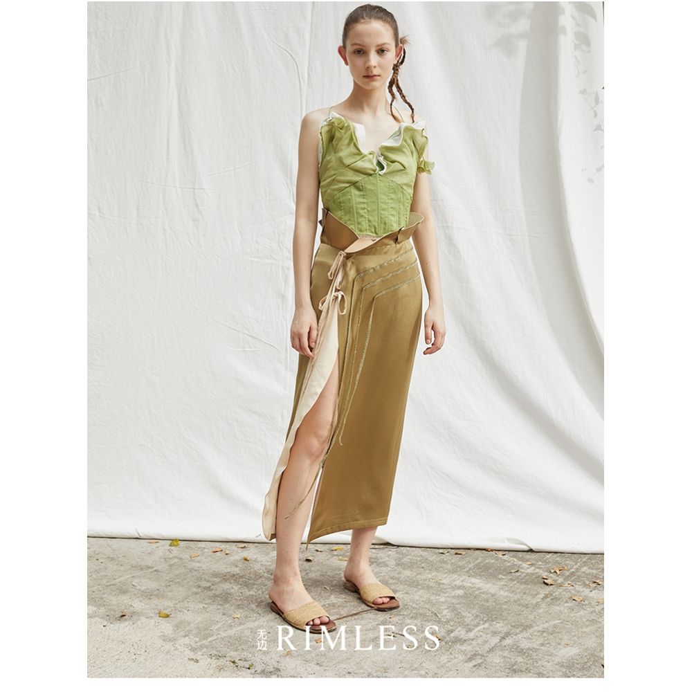 RIMLESS Borderless Three Dimensional Curved Half Skirt with Embroidered Bract Acetic Acid Drop One Piece Skirt Original Designer Brand image 2