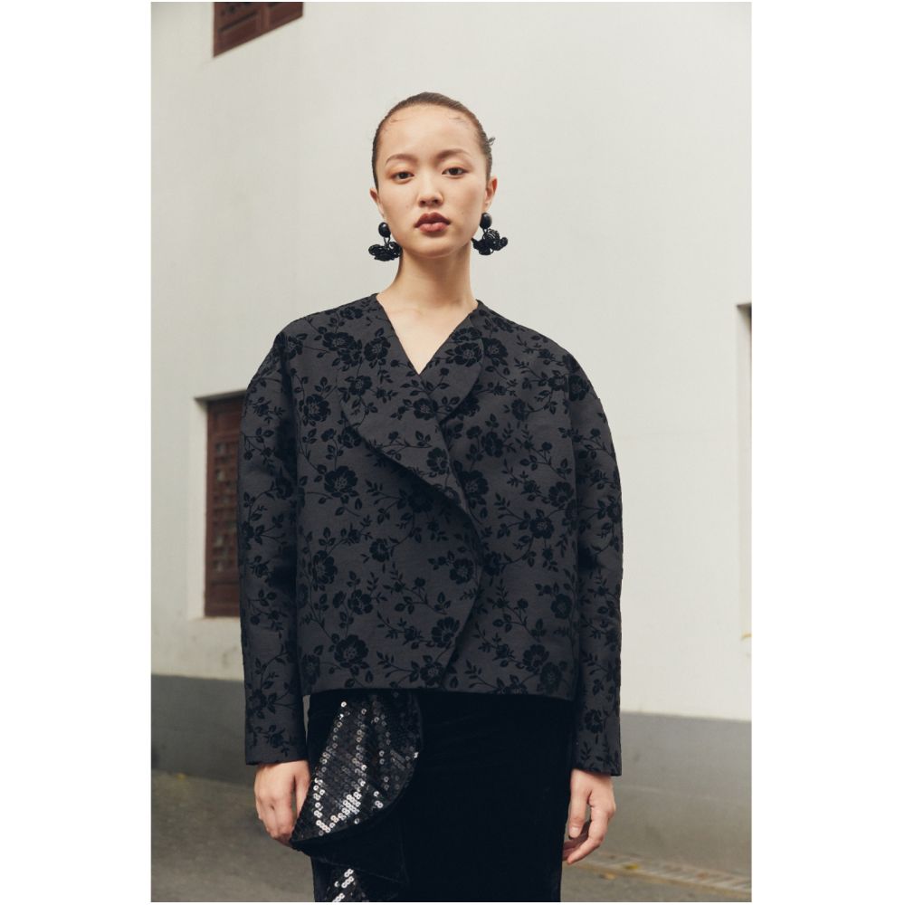 PaleBlueDot original designer retro black raised print plush cocoon shaped niche short jacket autumn image 4