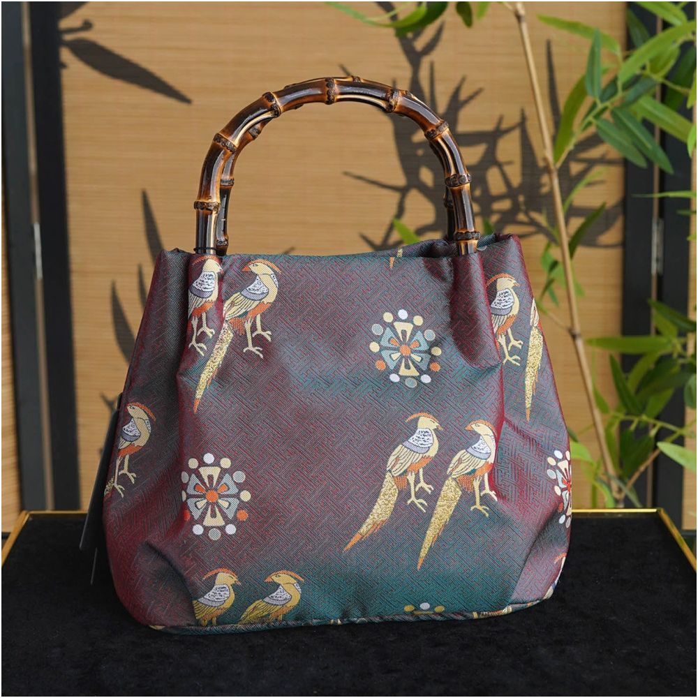 Panda lion dance heavyweight Song Jin intangible cultural heritage real silk and bamboo festival bag handbag Chinese style gold niche one shoulder handbag image 14