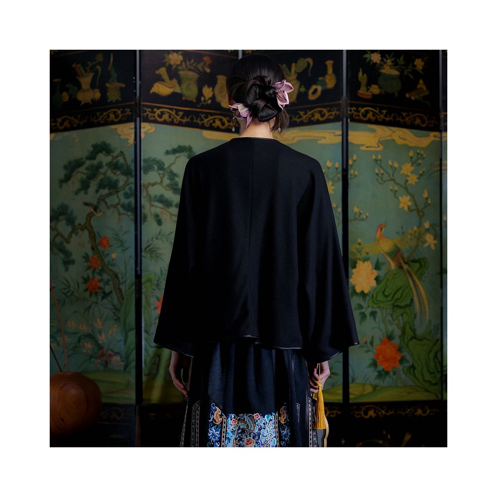 Moyu Youlan Chinese style 2025 autumn new wool velvet embroidered tea service New Chinese style Tang suit top image 5