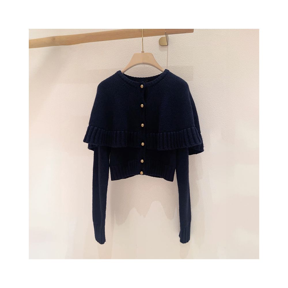 Choosing it is not wrong Close your eyes close your eyes close your eyes French design retro cape sweater women s milk gentle top image 8