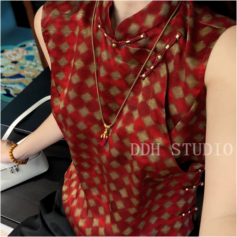 New Chinese style mulberry silk Xiangyunsha retro plaid print improved cheongsam buttoned silk top summer image 0