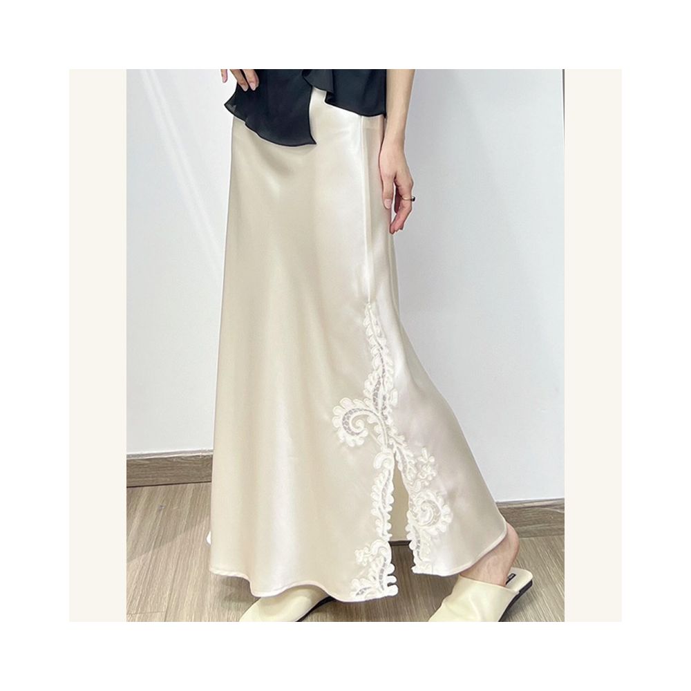 2025 new style light people fashion new Chinese style high end sense beautiful fashion all match beige half length skirt for women image 2