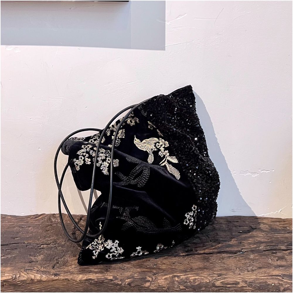 Original design new Chinese style velvet embroidery underarm large capacity bag double sided retro national style splicing sequin beads image 0