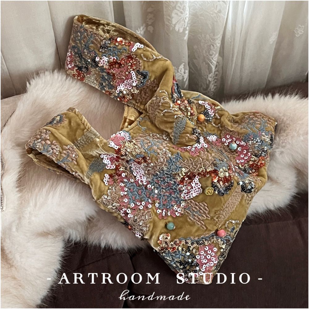 Original new Chinese style noble handmade silk velvet heavy embroidery handbag wrist bag image 0