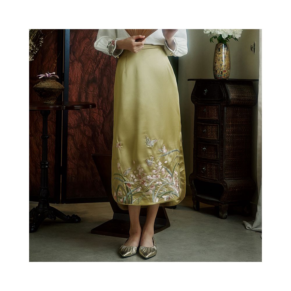Moyu Fanglan Original Chinese style Heavy Industry Embroidery Hip Wrapping Skirt New Chinese Elegant Cheongsam style Half body Skirt image 2