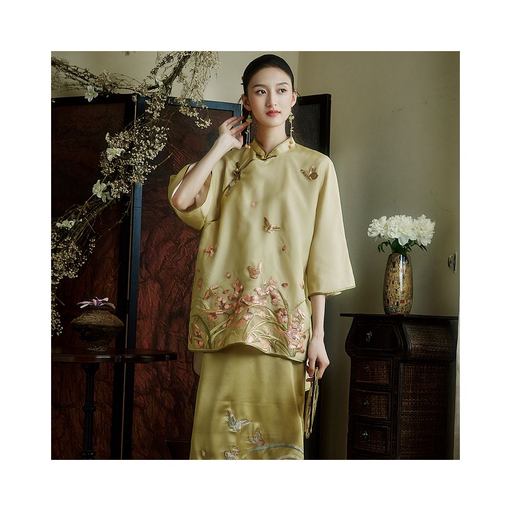 Moyu Lanhui Republic of China style improved 100 silk embroidery retro women s clothing Chinese Tang style top image 0