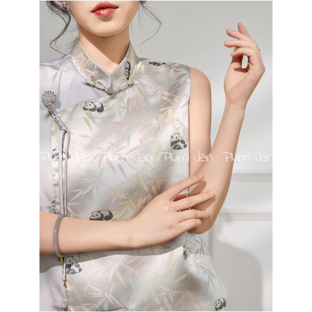 Plum Jan Vest Women s 2025 Summer New Style New National Style New Chinese Embroidery Button Top High end Feeling image 2