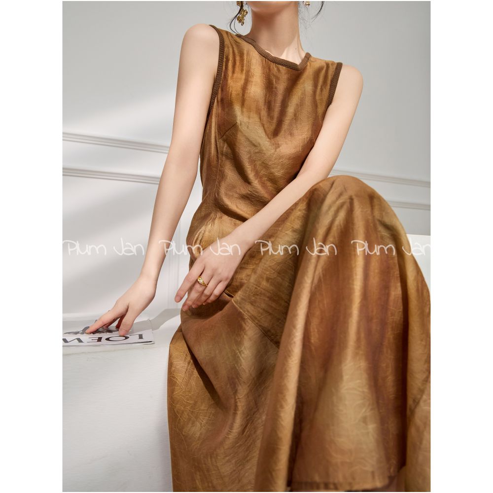 Plum Jan New Chinese style sleeveless vest skirt summer 2025 new round neck waist temperament umbrella skirt image 0
