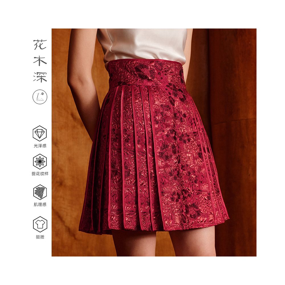 Hua Mu Shen Xin Chinese style red half skirt Chinese style jacquard half skirt new A line short skirt improved Ming style horse face skirt image 0