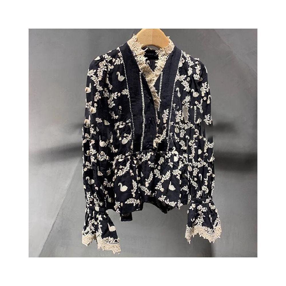 Spring clothing 2025 new French high end Western style floral shirt women s design sense niche high end sense chic top image 4