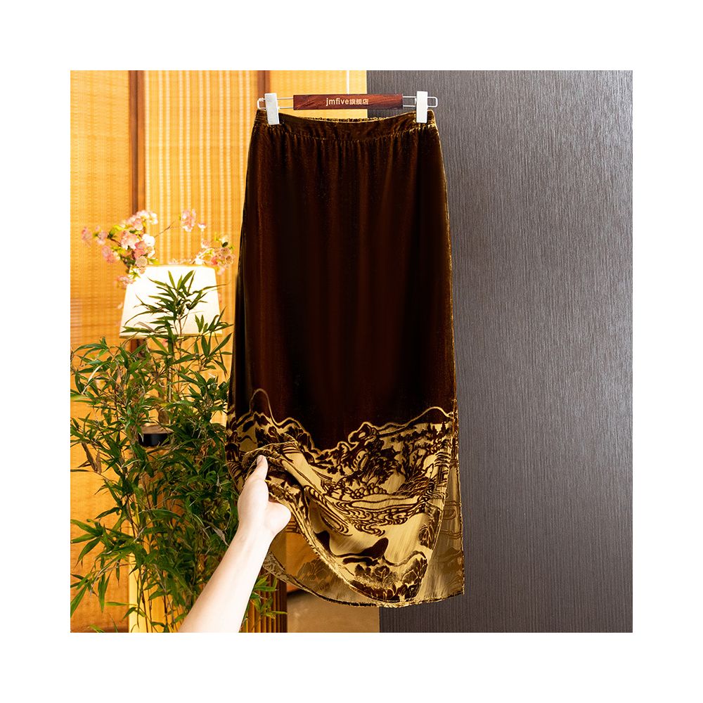 Black stylish elegant silk velvet midi skirt new autumn 2025 arrival high waisted long skirt image 3