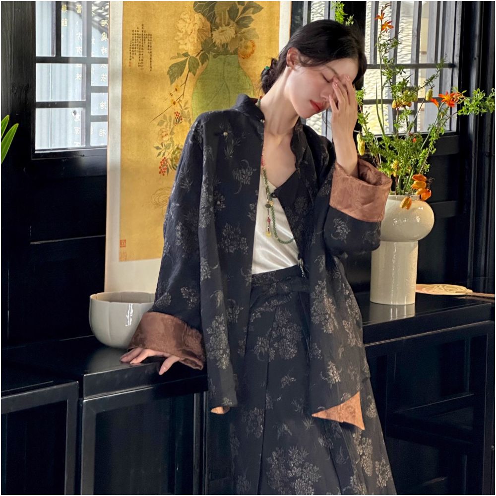 Ti Ti Feng Chun New Chinese Style Design with Chinese Style Double sided Two tone Coat Long Sleeve Top Set image 0