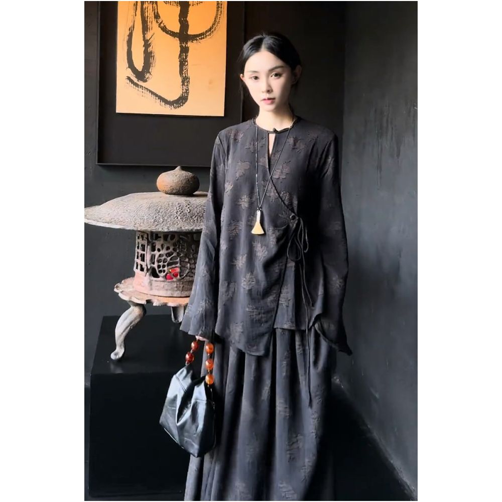 New Chinese Style Women s Suit Set 2025 Autumn New Style Retro Jacquard Shirt Top and High Waisted Skirt Two Piece Set image 9