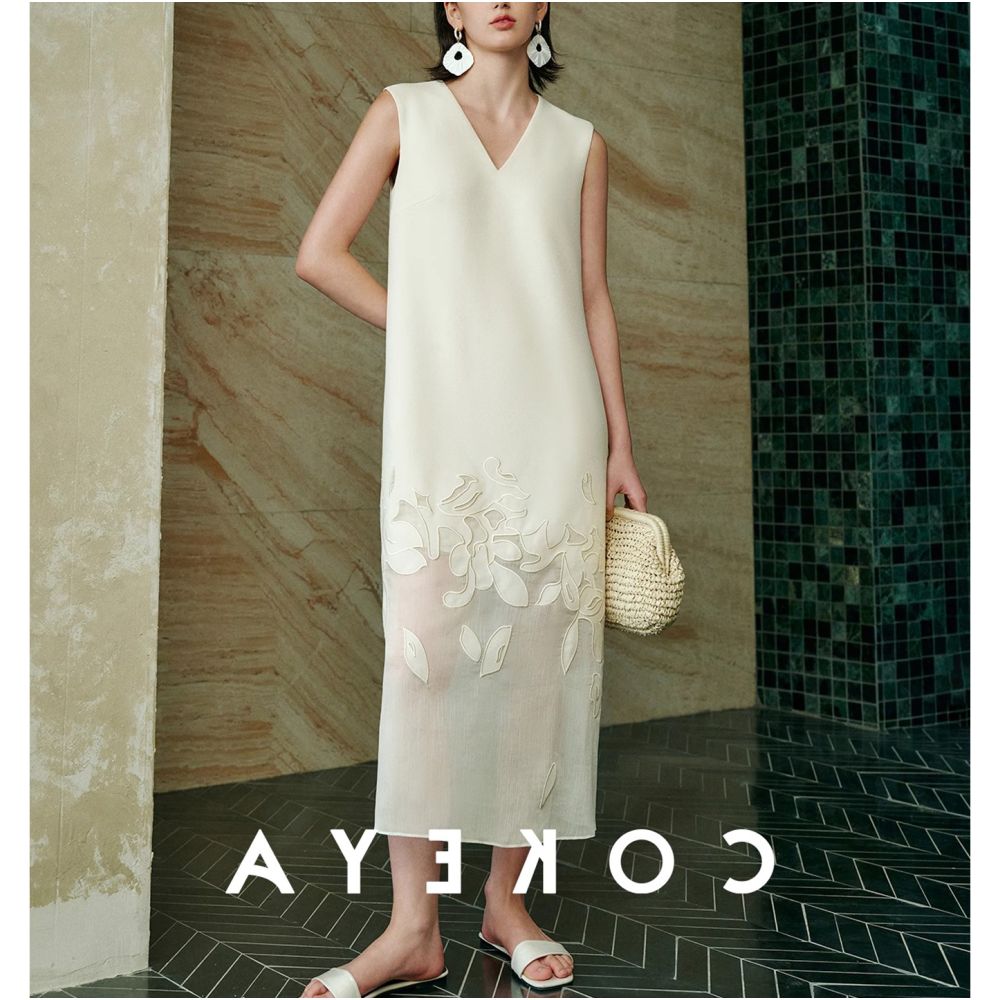 Korean style minimalist white V neck sleeveless dress new summer style loose fit elegant youthful and versatile long dress image 5