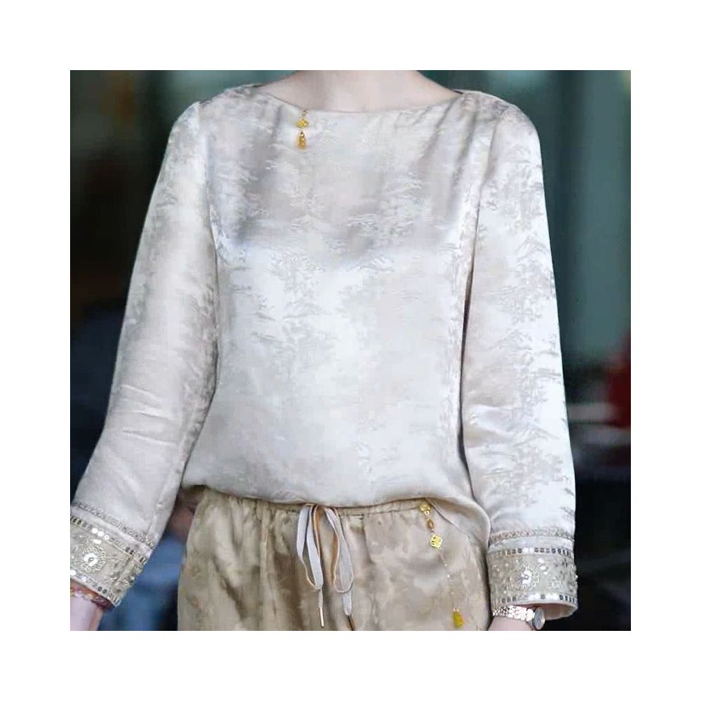 New Chinese style improved cheongsam embroidered long sleeved top for spring 2025 image 4