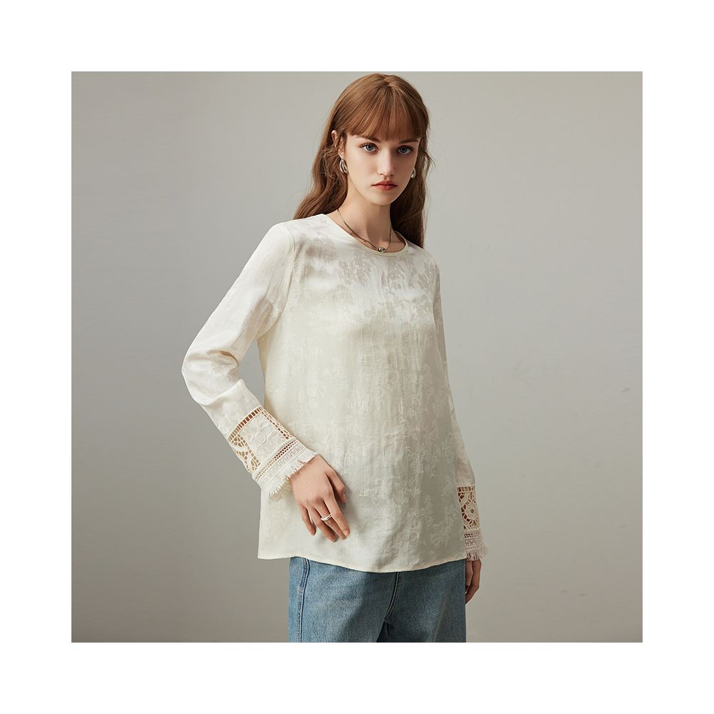 dfvc light Chinese style jacquard long sleeved shirt for women new autumn 2025 style hollowed out thin round neck inner layer base shirt image 6