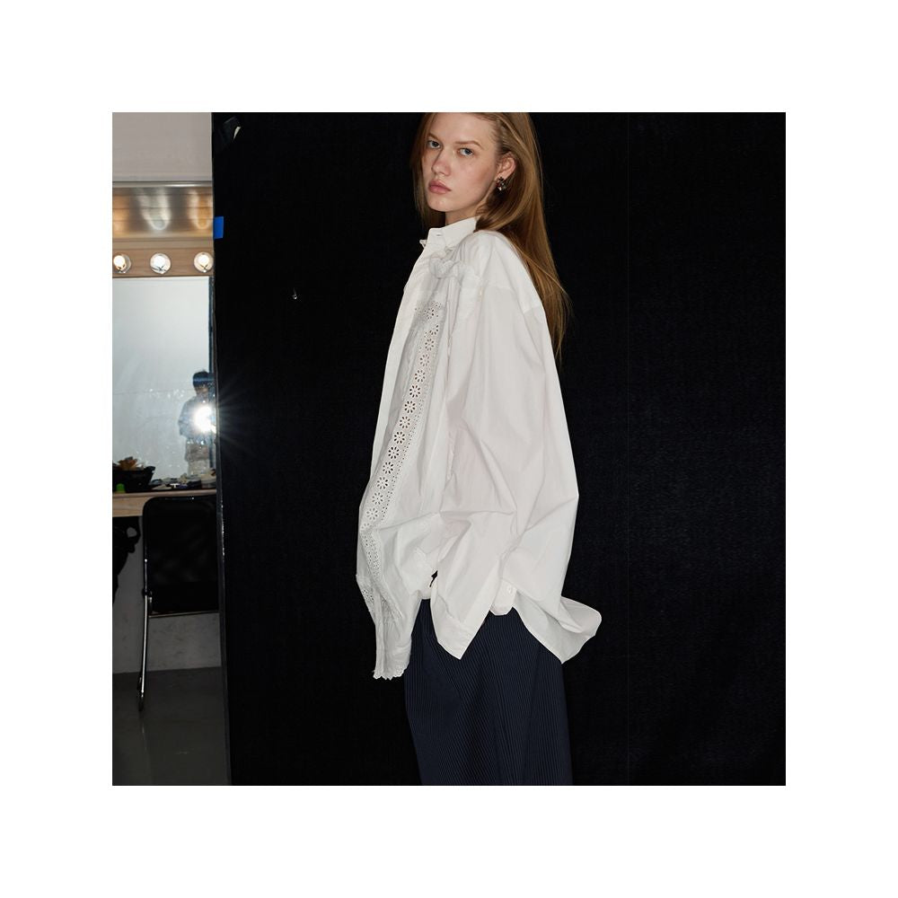 ASAYA5231 – Cut-out Lace Cotton Oversized Shirt 🤍✨