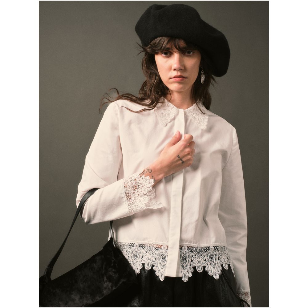 ASAYA5253 – Parisian Lace Collar Blouse 🤍✨