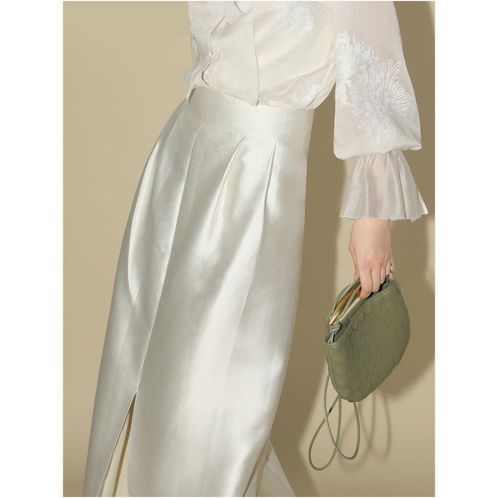 ASAYA5289 – Pearl Sheen Satin Skirt ✨🤍