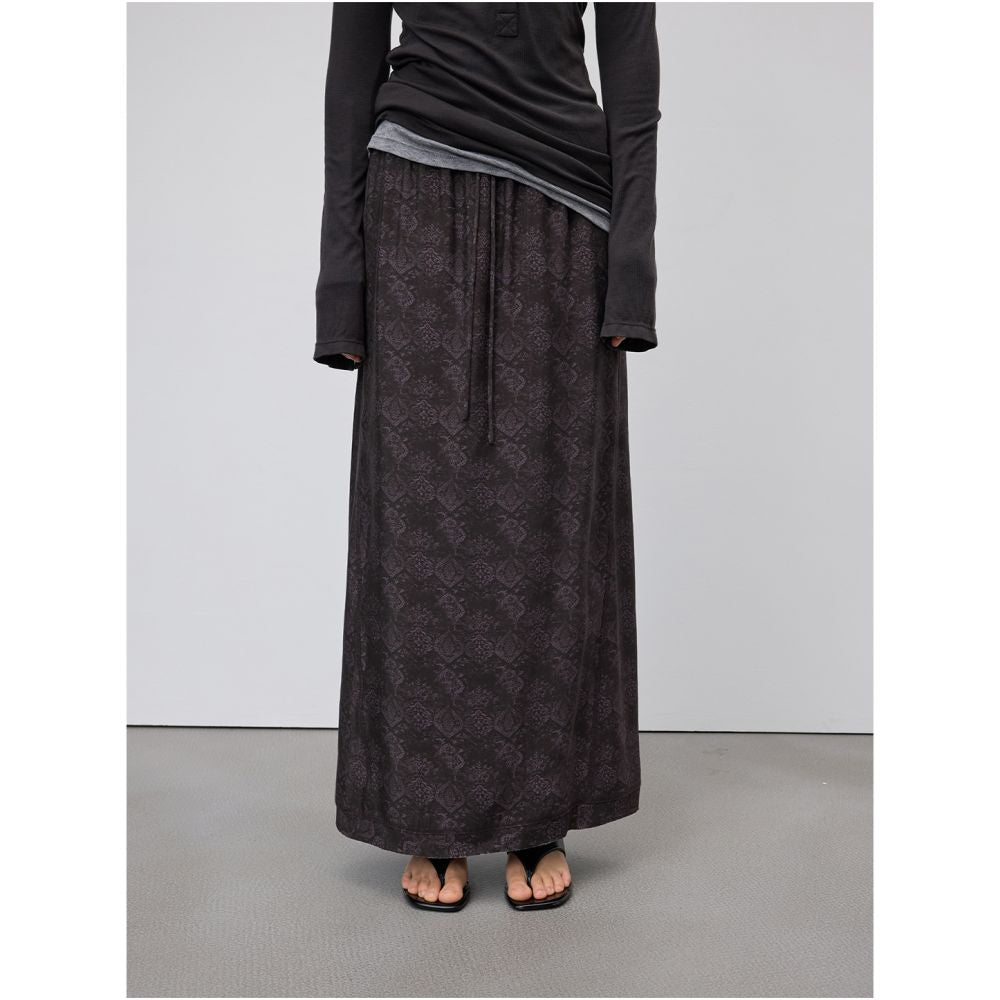 RandomPiece25 autumn new matte distressed design with elastic waistband and back slit totem dark print skirt image 5