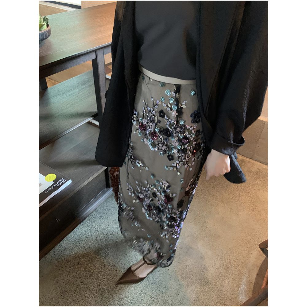 ASAYA5370 – Midnight Bloom Embellished Skirt ✨🌙