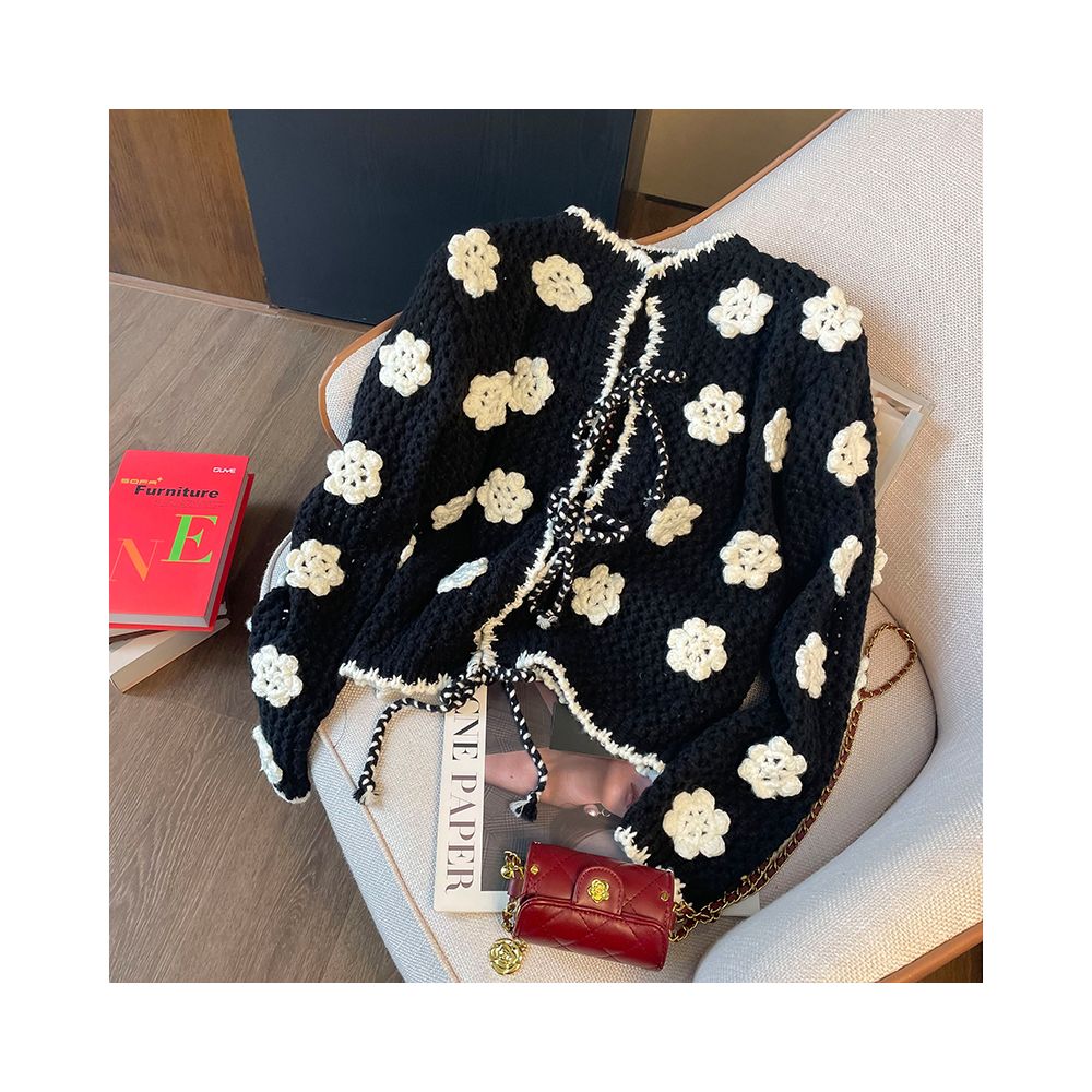 ASAYA5389 – Crochet Bloom Knit Jacket 🌼🖤