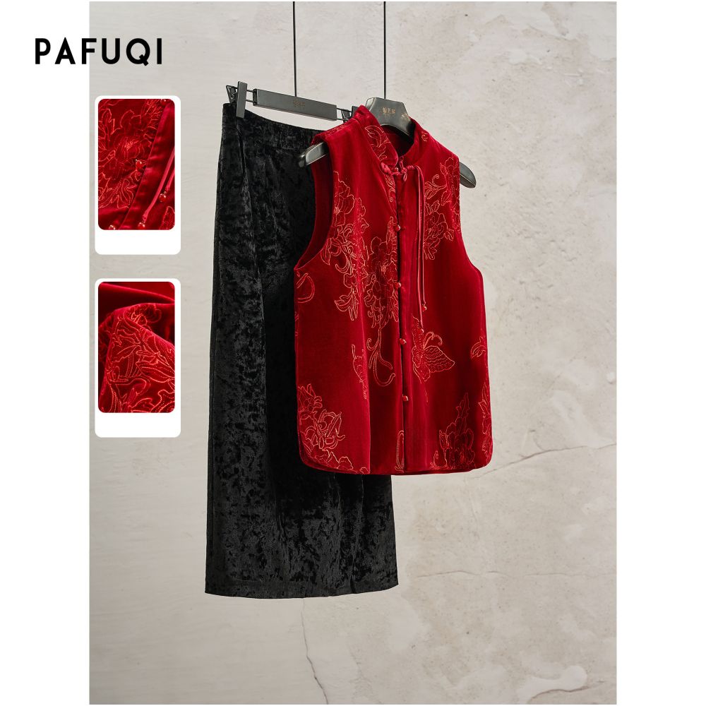 New Chinese style light Chinese style red suit women s autumn and winter retro velvet jacquard vest skirt 2025 New Year s battle robe image 0