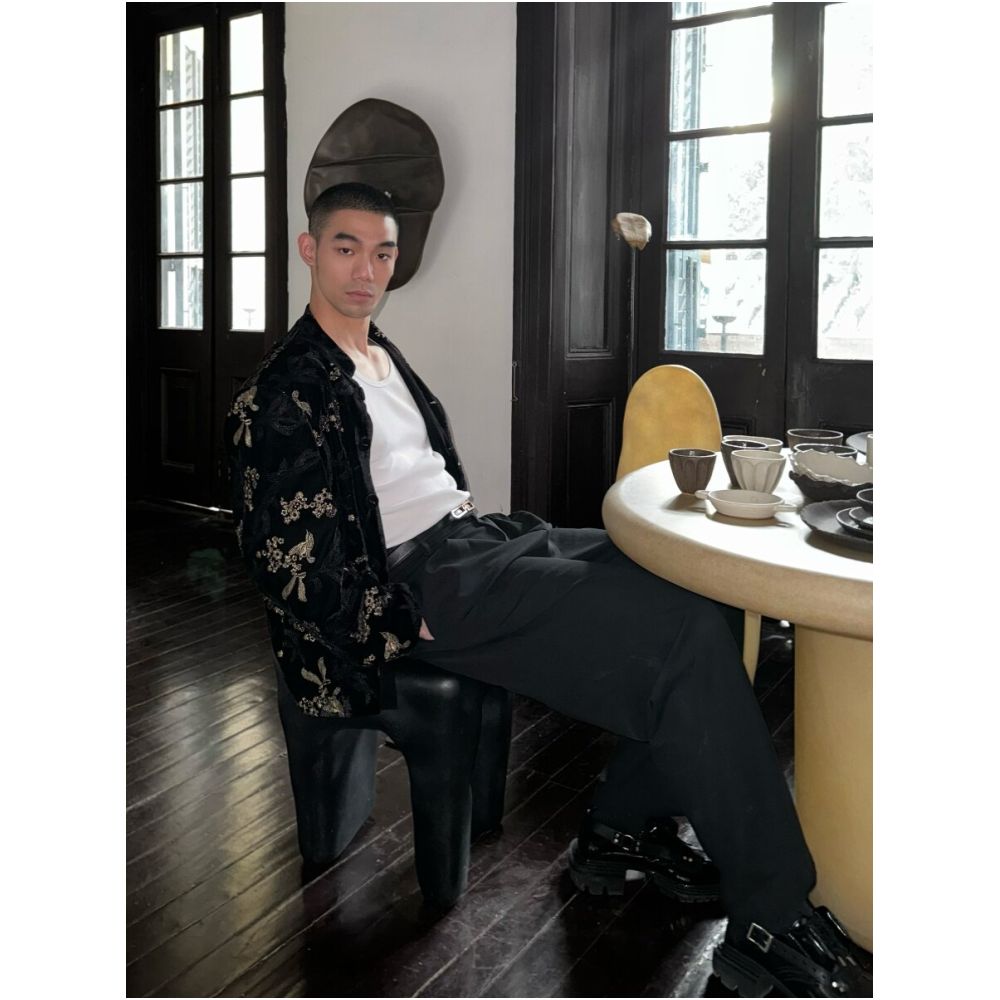New retro black velvet jacket with gold embroidery flower jacket fashionable new Chinese Zhongshan suit for both men and women image 2