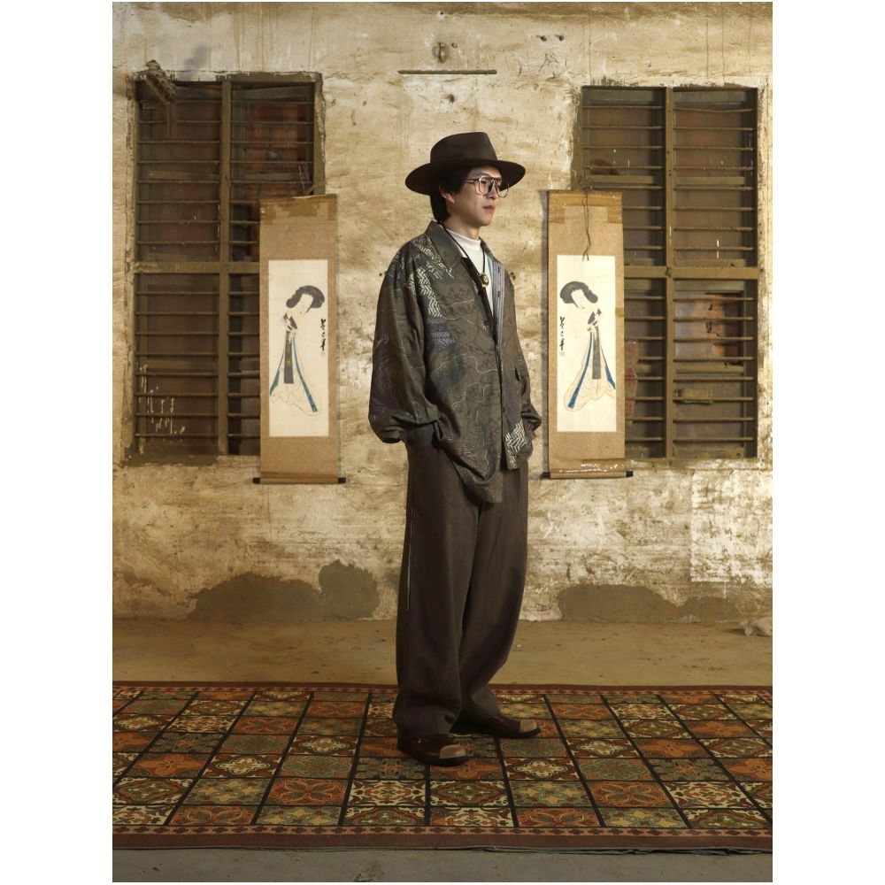 Yuli original niche retro asymmetrical design ancient map printed casual shirt image 1