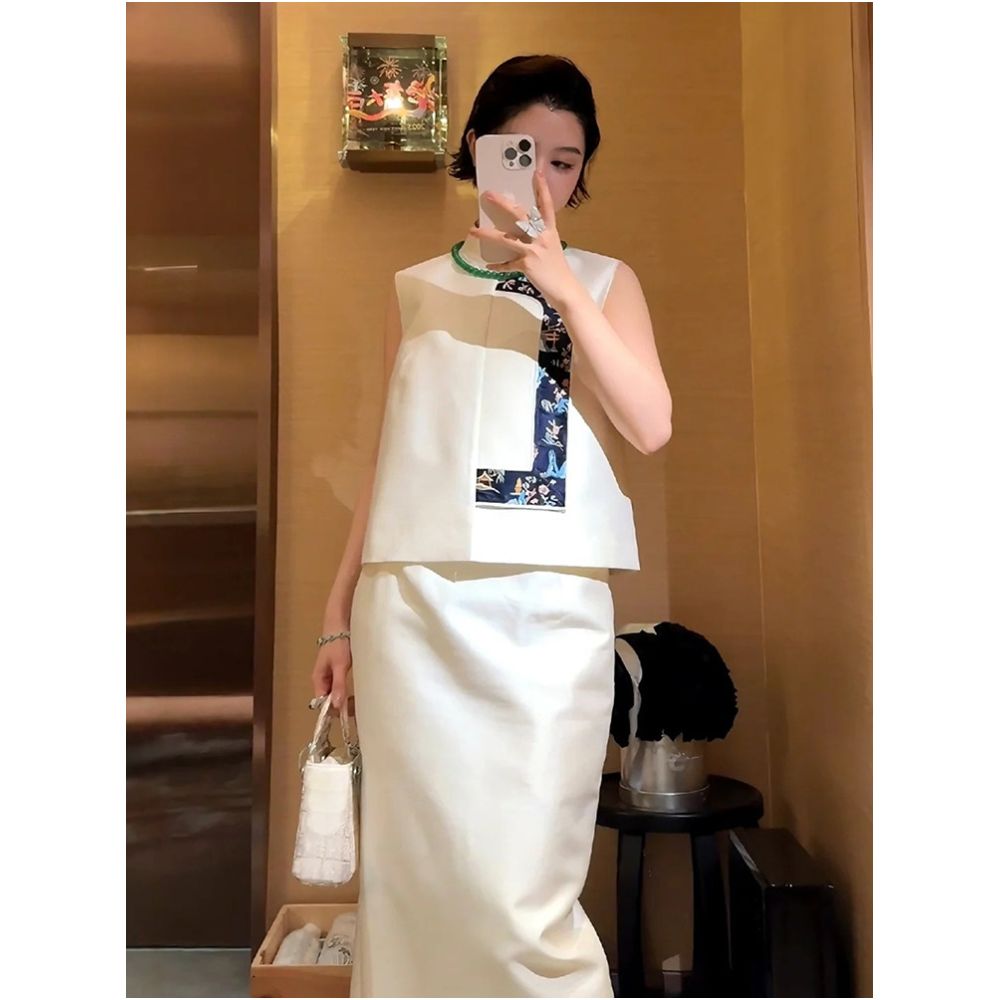 New Chinese style retro light luxury silk vest women s spring new style high end and super beautiful white top image 1