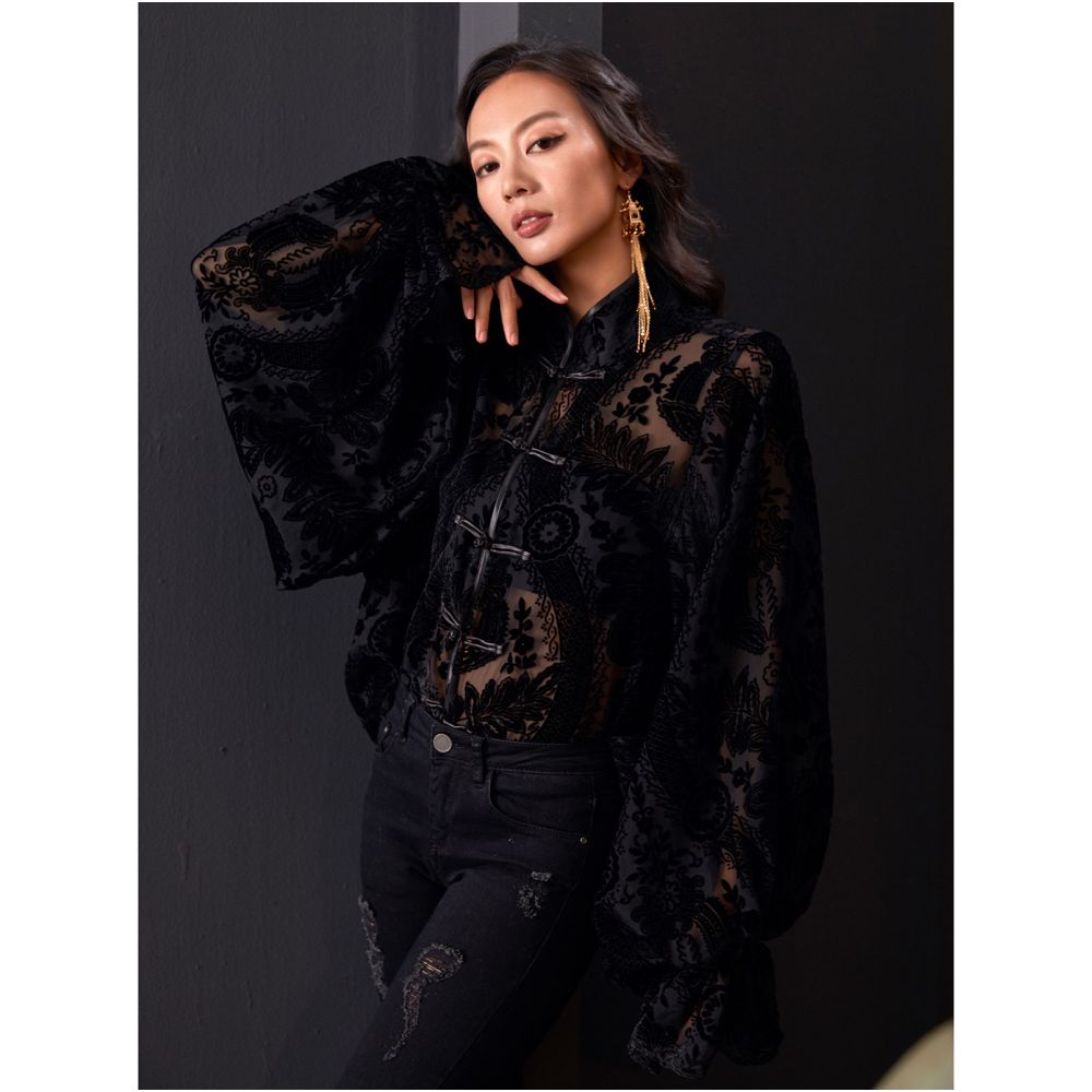 Jiro 2024 original homemade women s clothing niche heart machine design jacquard velvet dark buckle princess sleeve long shirt image 2