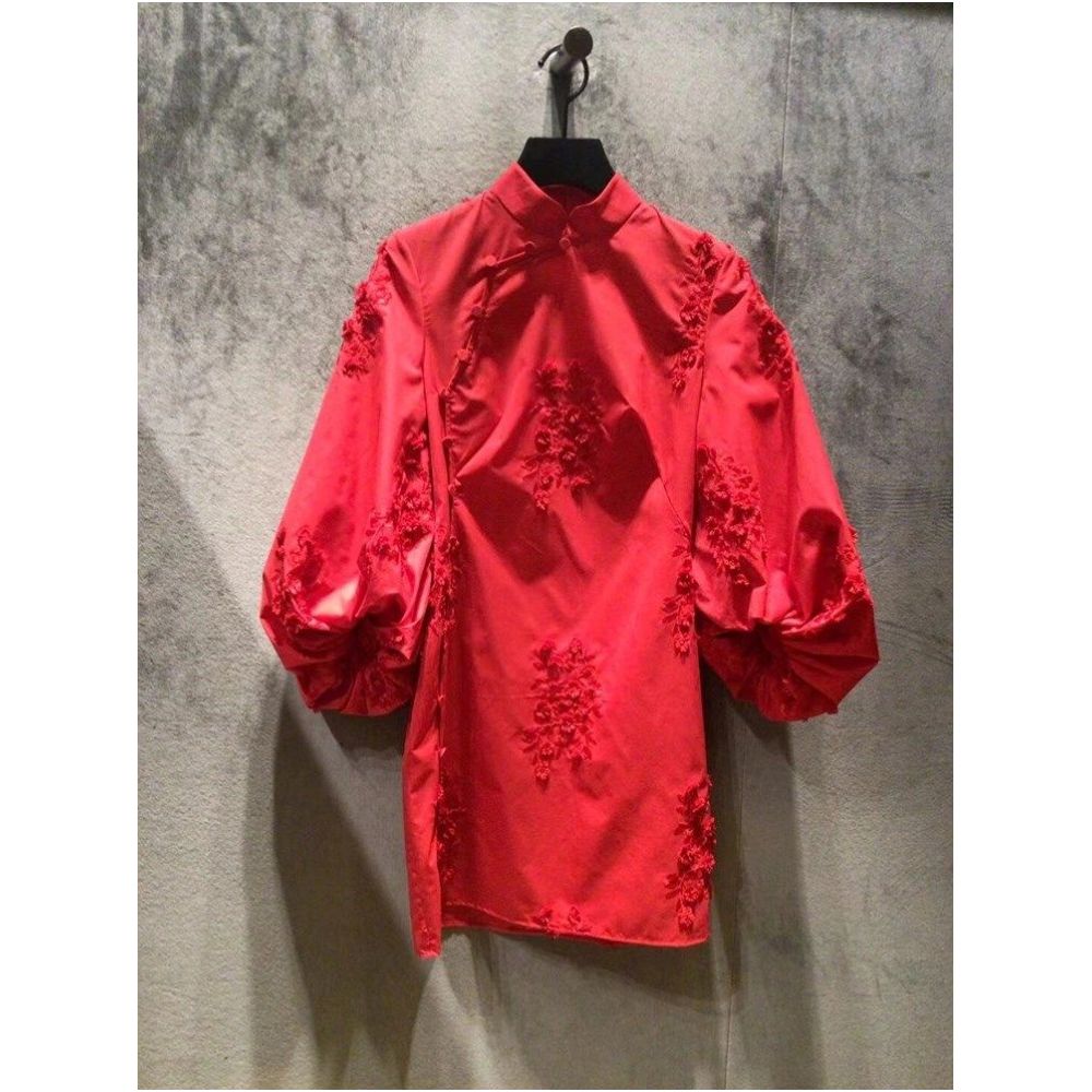 Summer Wabi Sabi style new Chinese style improved cheongsam niche heavy industry embroidery bubble sleeve red dress 2025 image 3