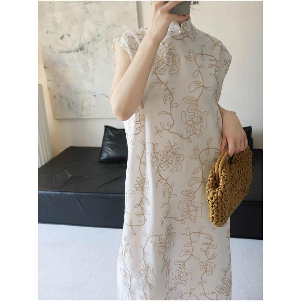 TAORAN Women s New Chinese style Improved Cheongsam Dress for Women Suitable for Daily Use Young Embroidered Skirt Medium length Skirt image 4