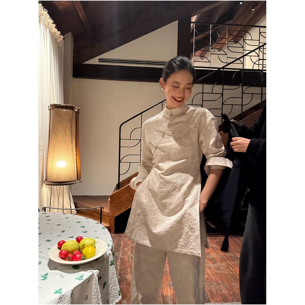 New Western style store REDMemoRY forever imbued with Eastern charm featuring a myriad of three dimensional floating flower embroidered shirts adorned with phoenix motifs image 1