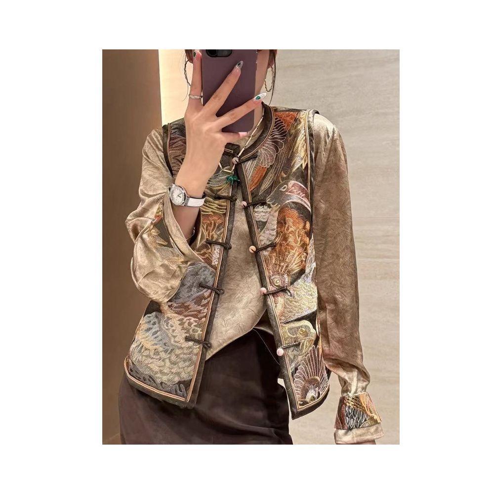 Women s Autumn 2025 Coat High End Color Palette with Heavy Embroidery Round Neck and Frog Buttons New Chinese Style image 0