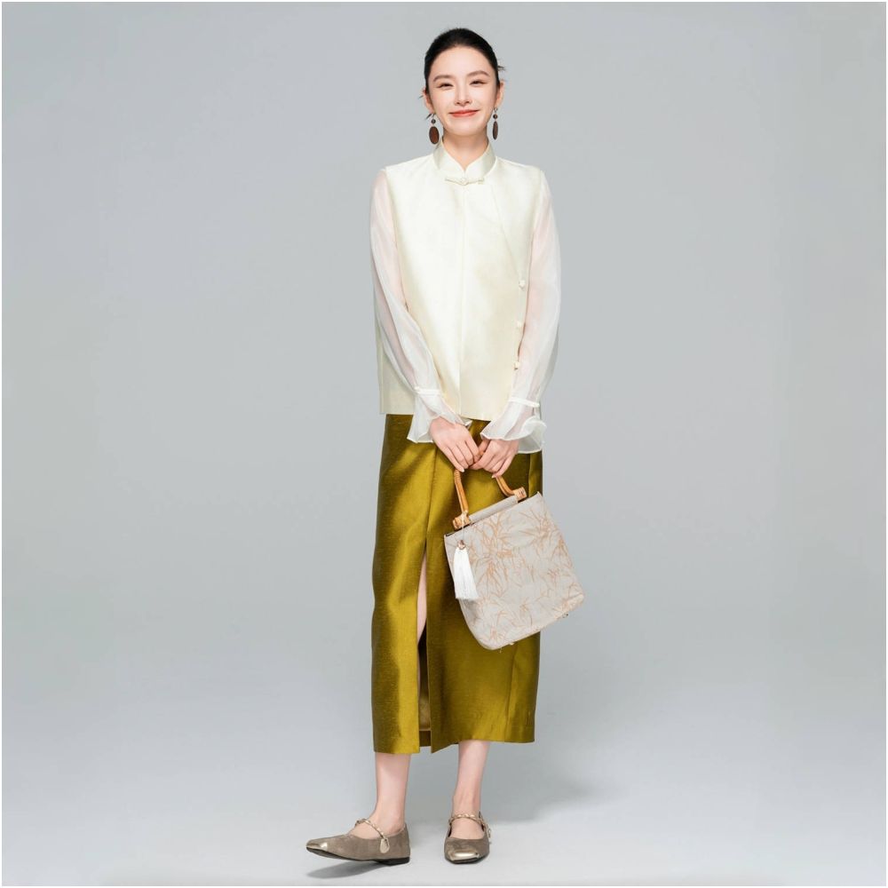 HSSNFZ new Chinese style vest versatile standing collar side open collar women s 2025 autumn new sleeveless layered vest image 5