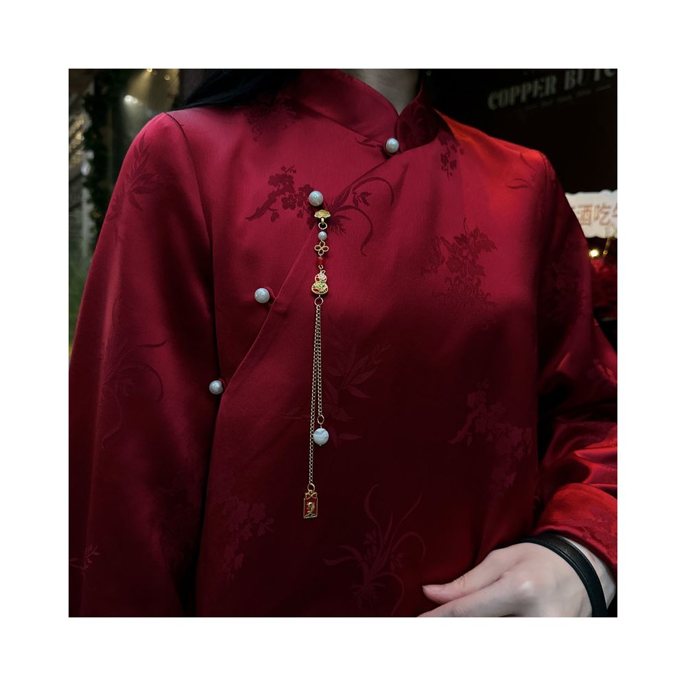 Red acetic acid jacquard national style blouse women s original design fashionable China Chic retro modified new Chinese button shirt image 4
