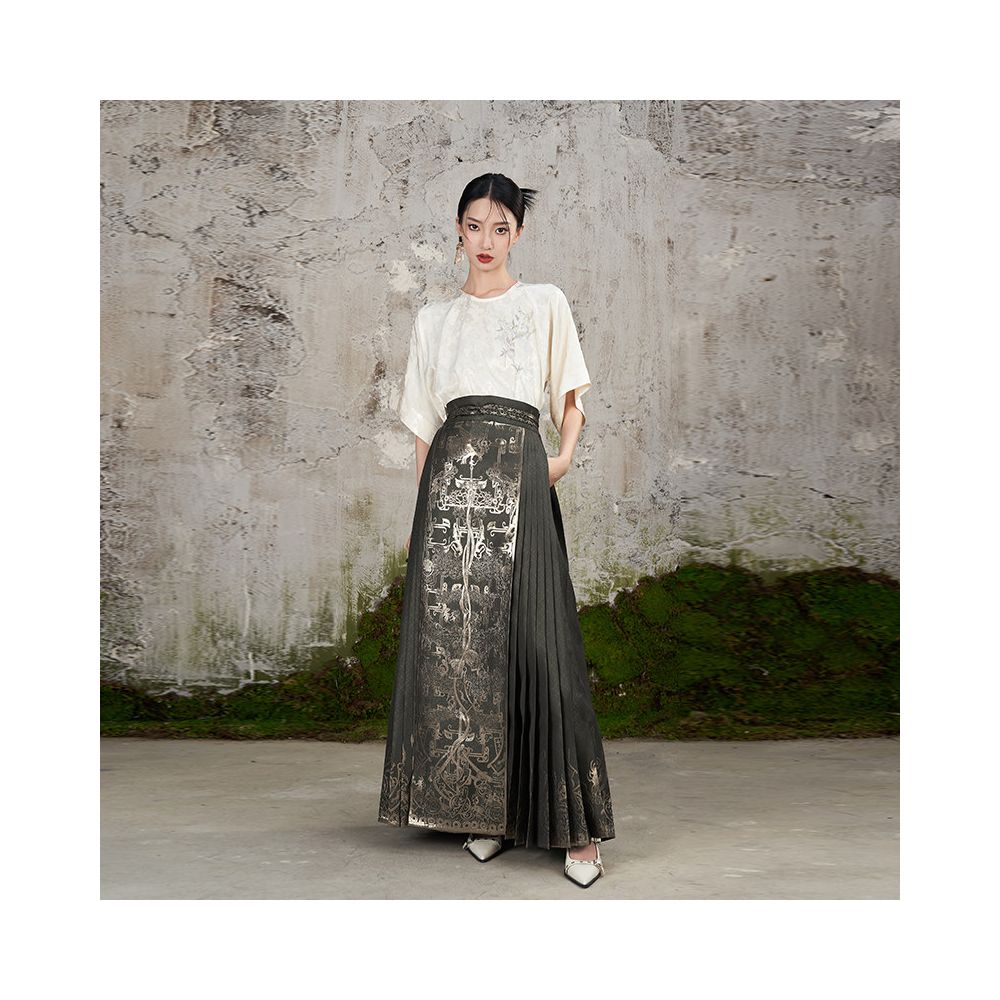 Anytime anywhere come to Caixin a new Chinese style imitation makeup flower patterned Hanfu improved horse face skirt summer half skirt image 2
