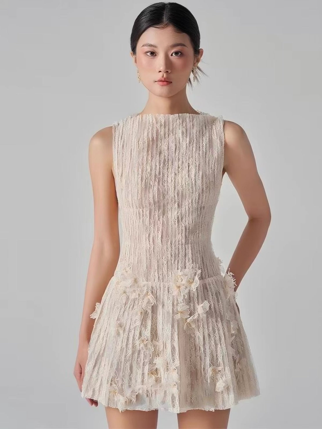 ASAYA7477 – Ivory Whisper Lace Mini Dress 🤍✨