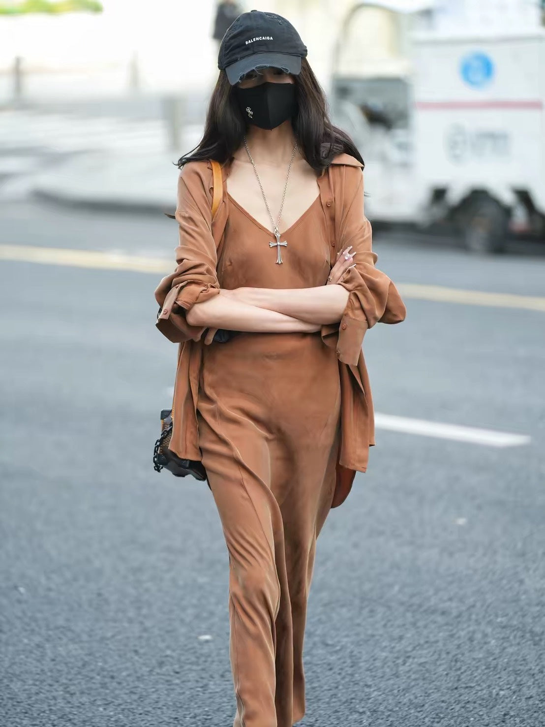 ASAYA7493 – Mocha Muse Satin Layer Set 🤎✨